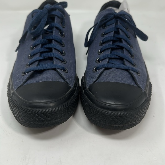 Converse All-Star, Chuck size 11 1/2 - Picture 2 of 9